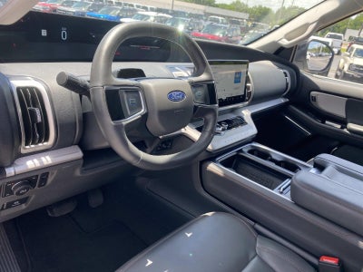 2025 Ford Expedition Active 4x4