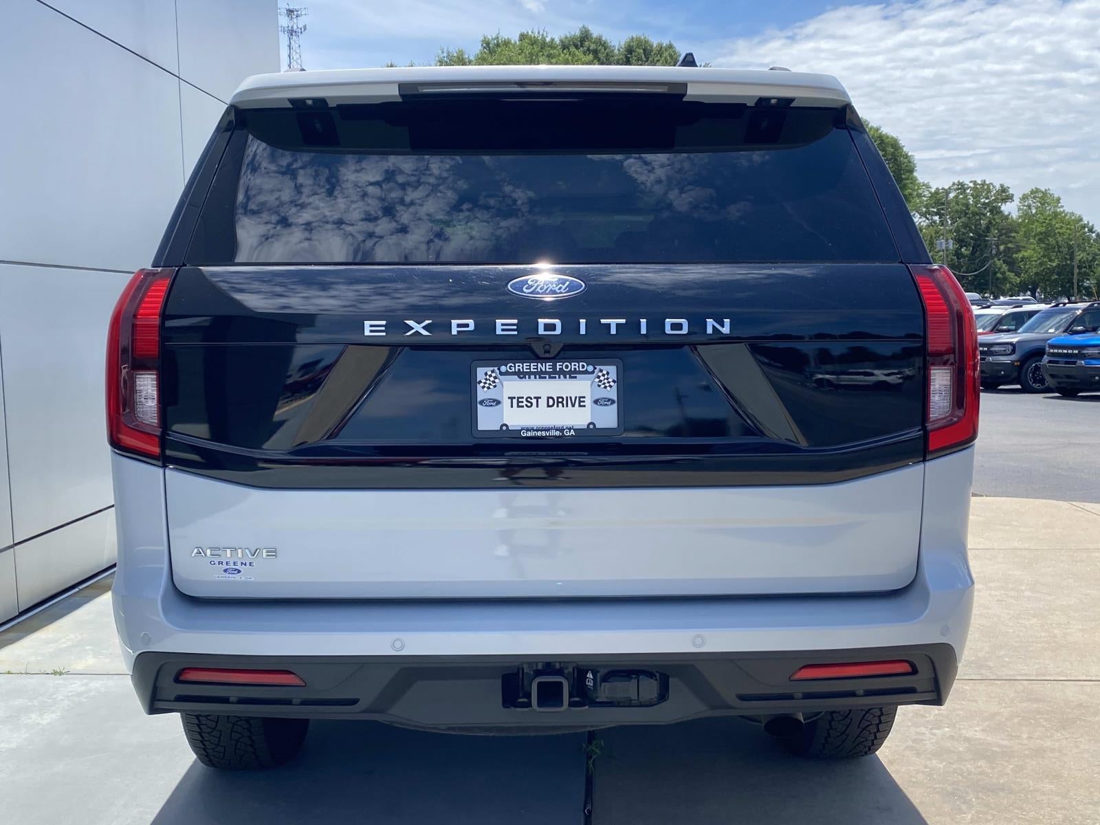 2025 Ford Expedition Active 4x4