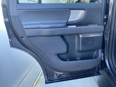 2025 Ford Expedition Active 4x4