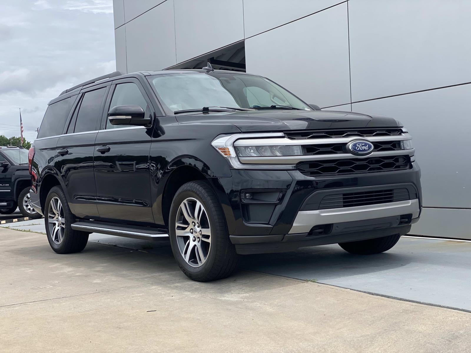 2023 Ford Expedition XLT