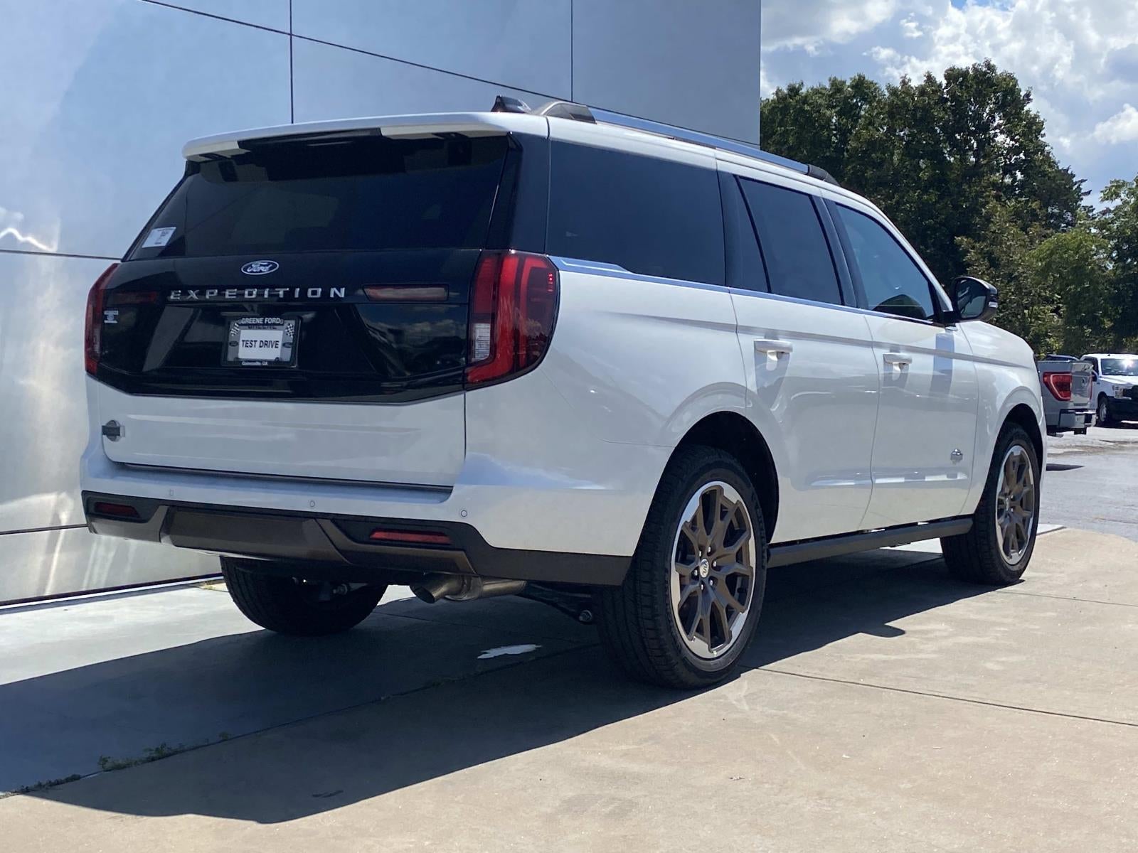 2027 Ford Expedition King Ranch photo 4