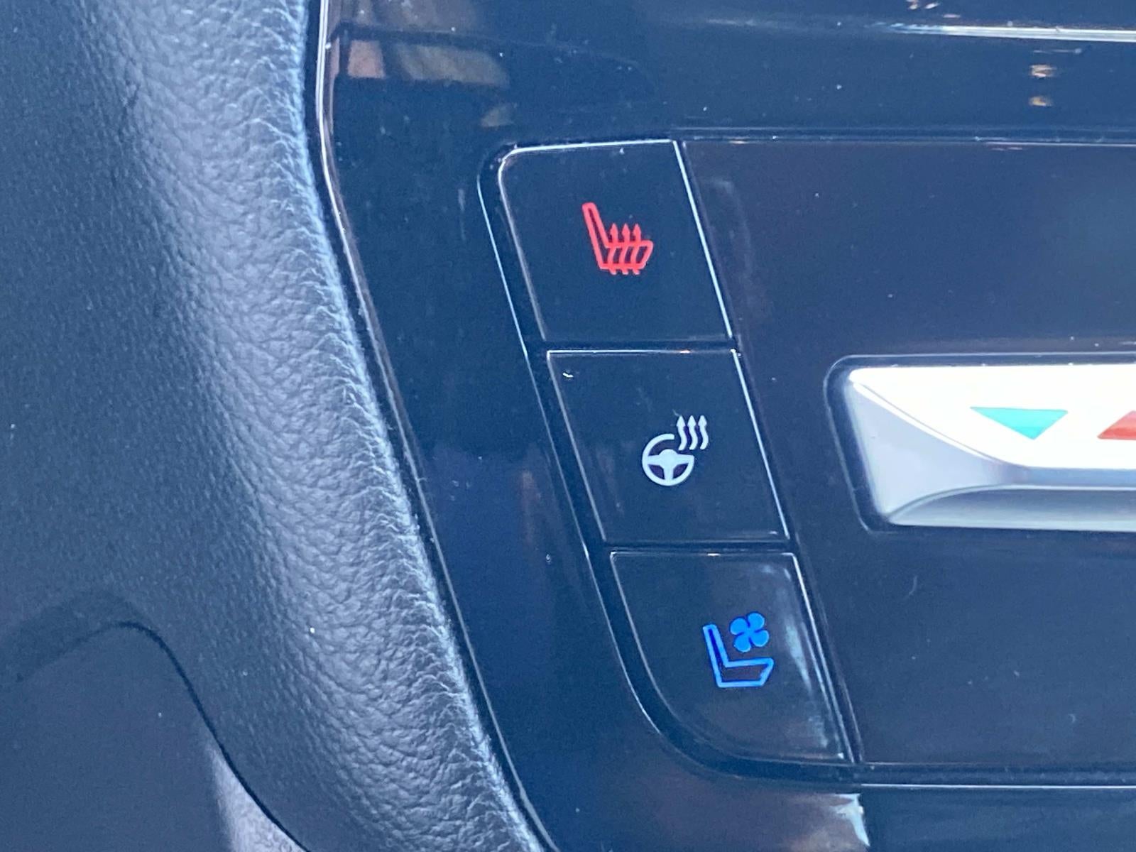 2022 Ford Explorer Limited RWD