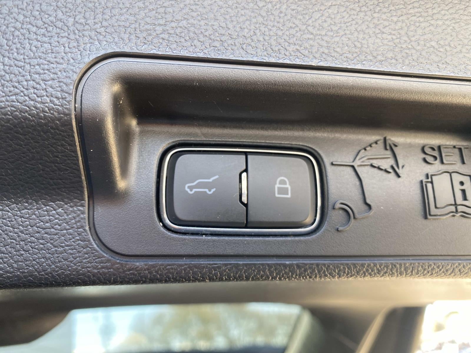 2022 Ford Explorer Limited RWD