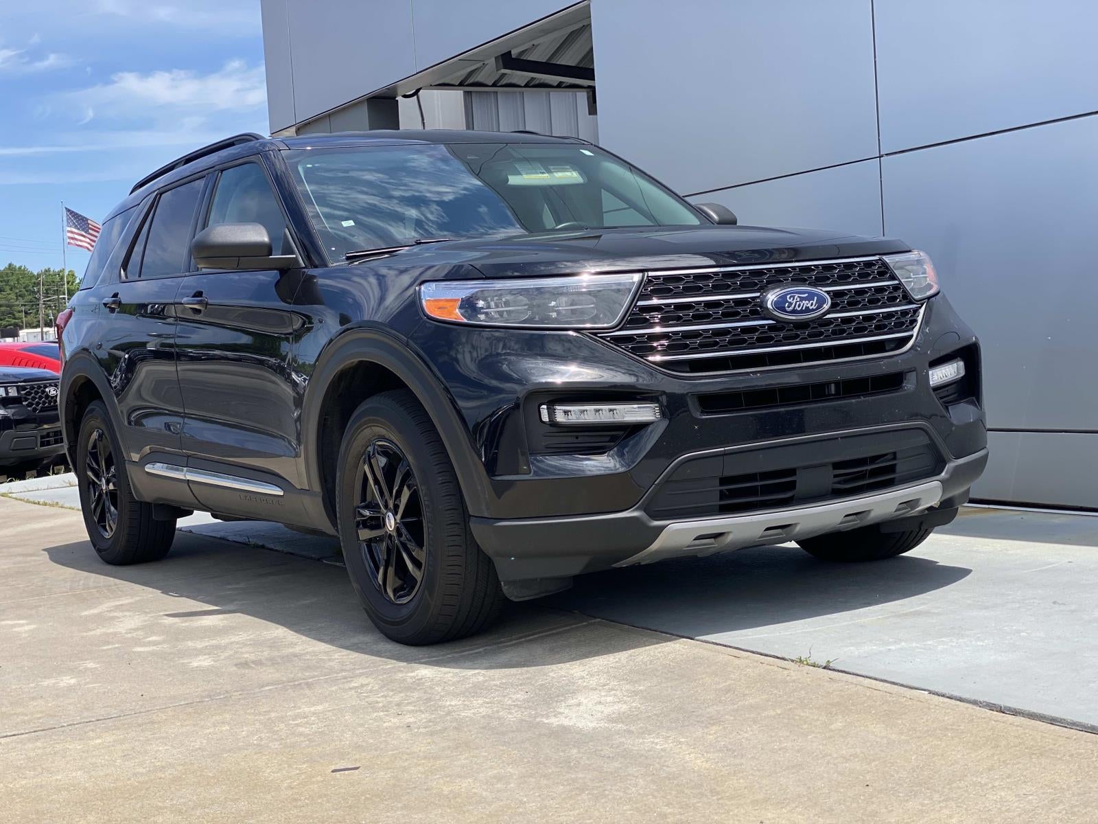2023 Ford Explorer XLT 4WD