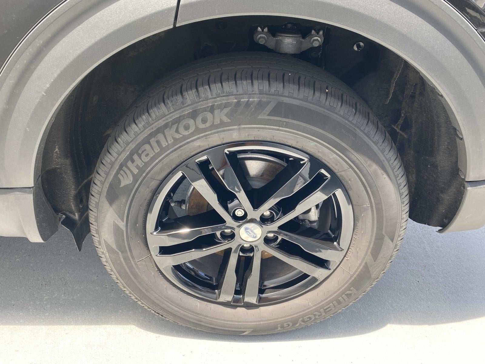 2023 Ford Explorer XLT 4WD