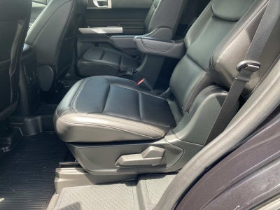 2023 Ford Explorer XLT 4WD