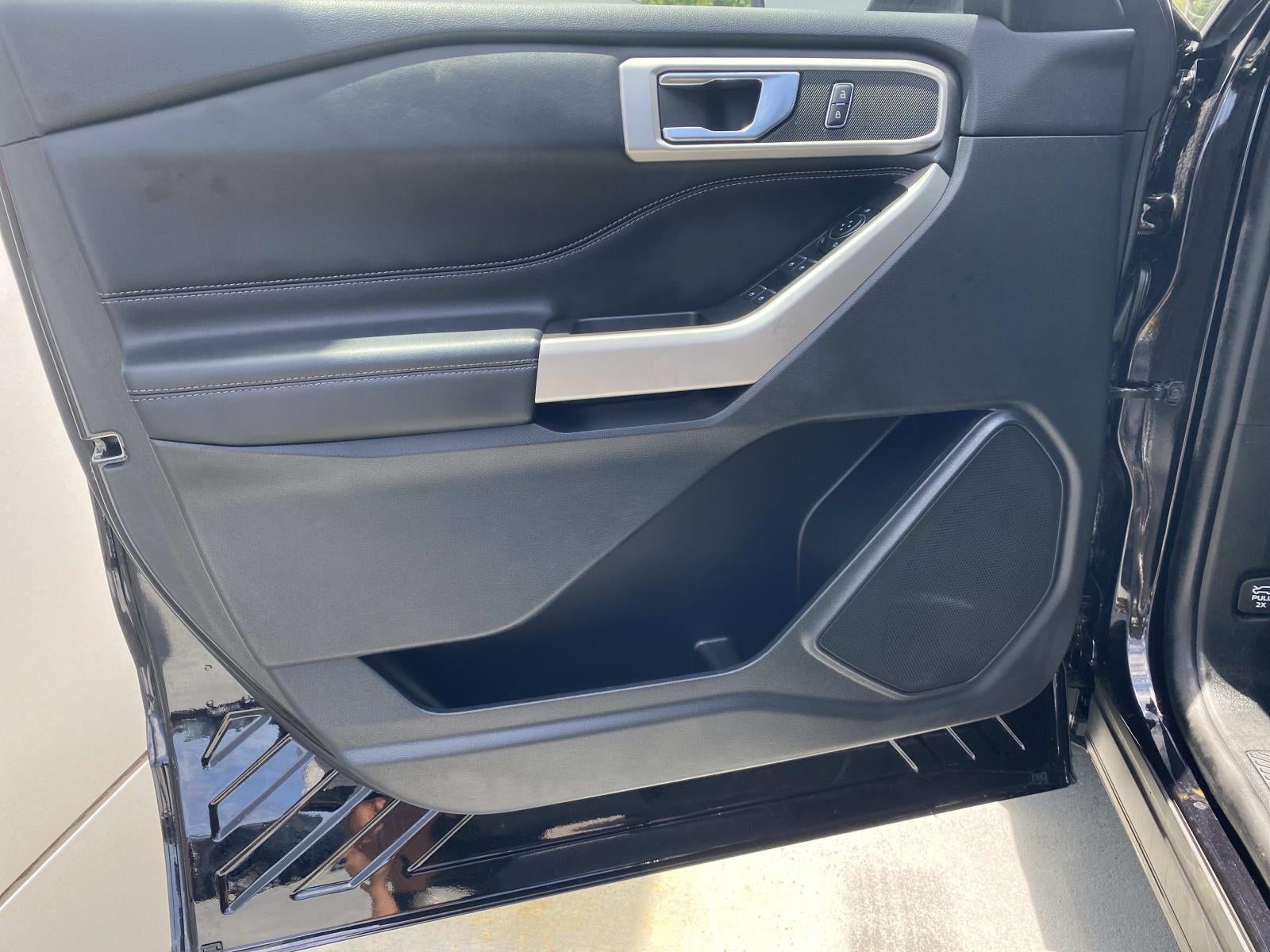 2023 Ford Explorer XLT 4WD