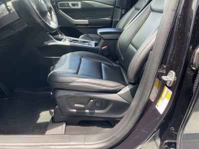 2023 Ford Explorer XLT 4WD