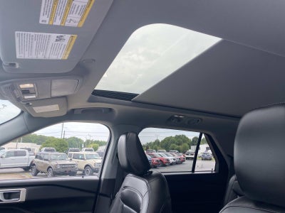 2022 Ford Explorer XLT 4WD