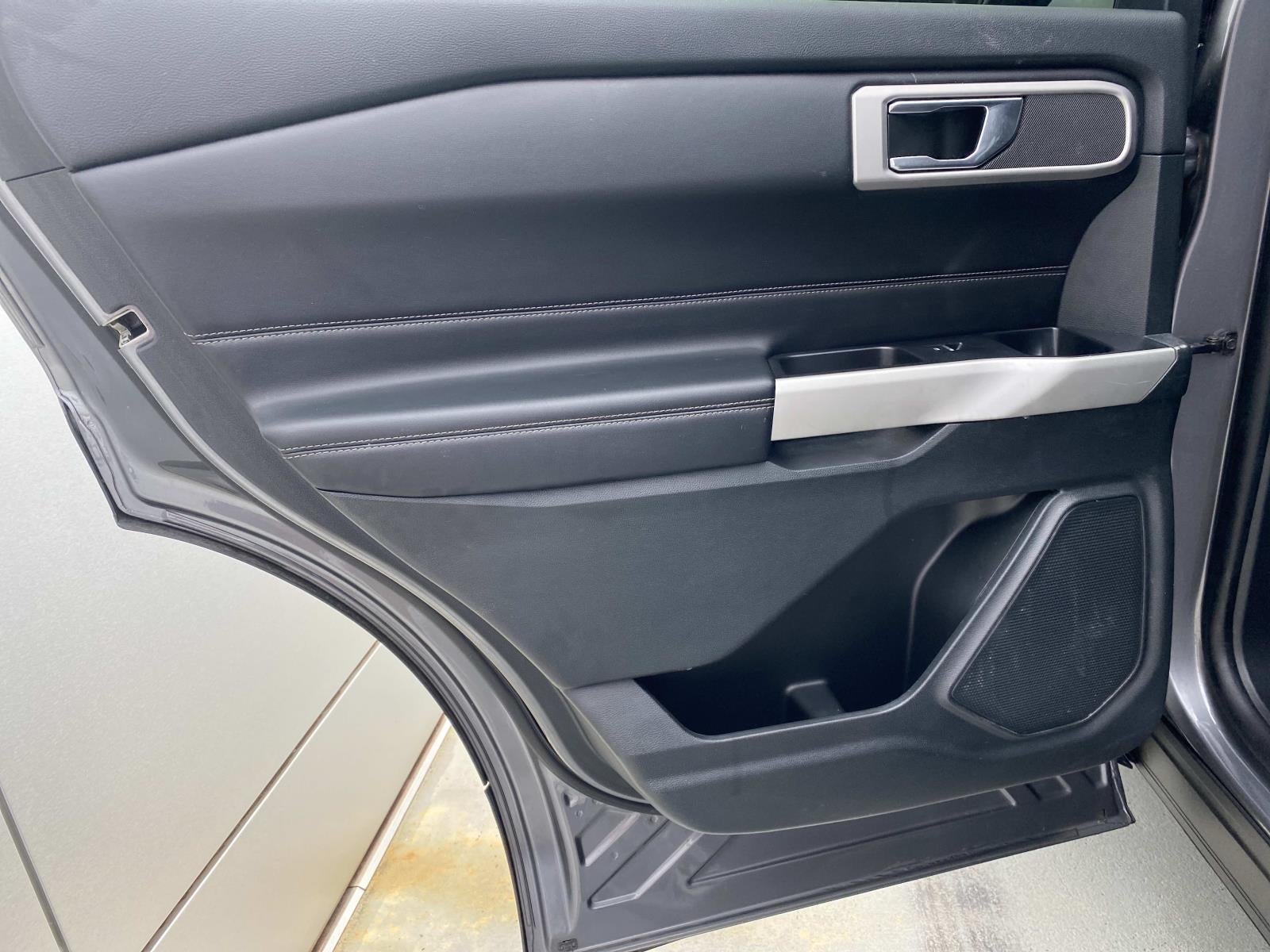 2022 Ford Explorer XLT 4WD