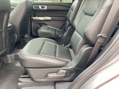2022 Ford Explorer XLT 4WD