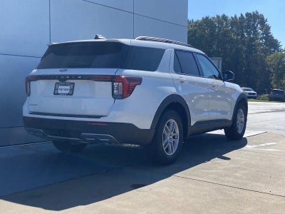 2027 Ford Explorer Active w/100A Pkg RWD