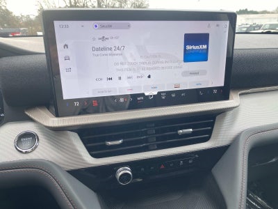 2026 Ford Explorer Active w/100A Pkg RWD