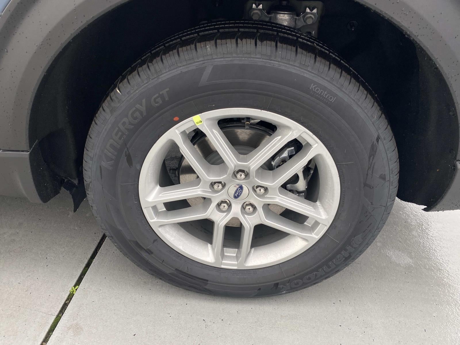 2026 Ford Explorer Active w/100A Pkg RWD