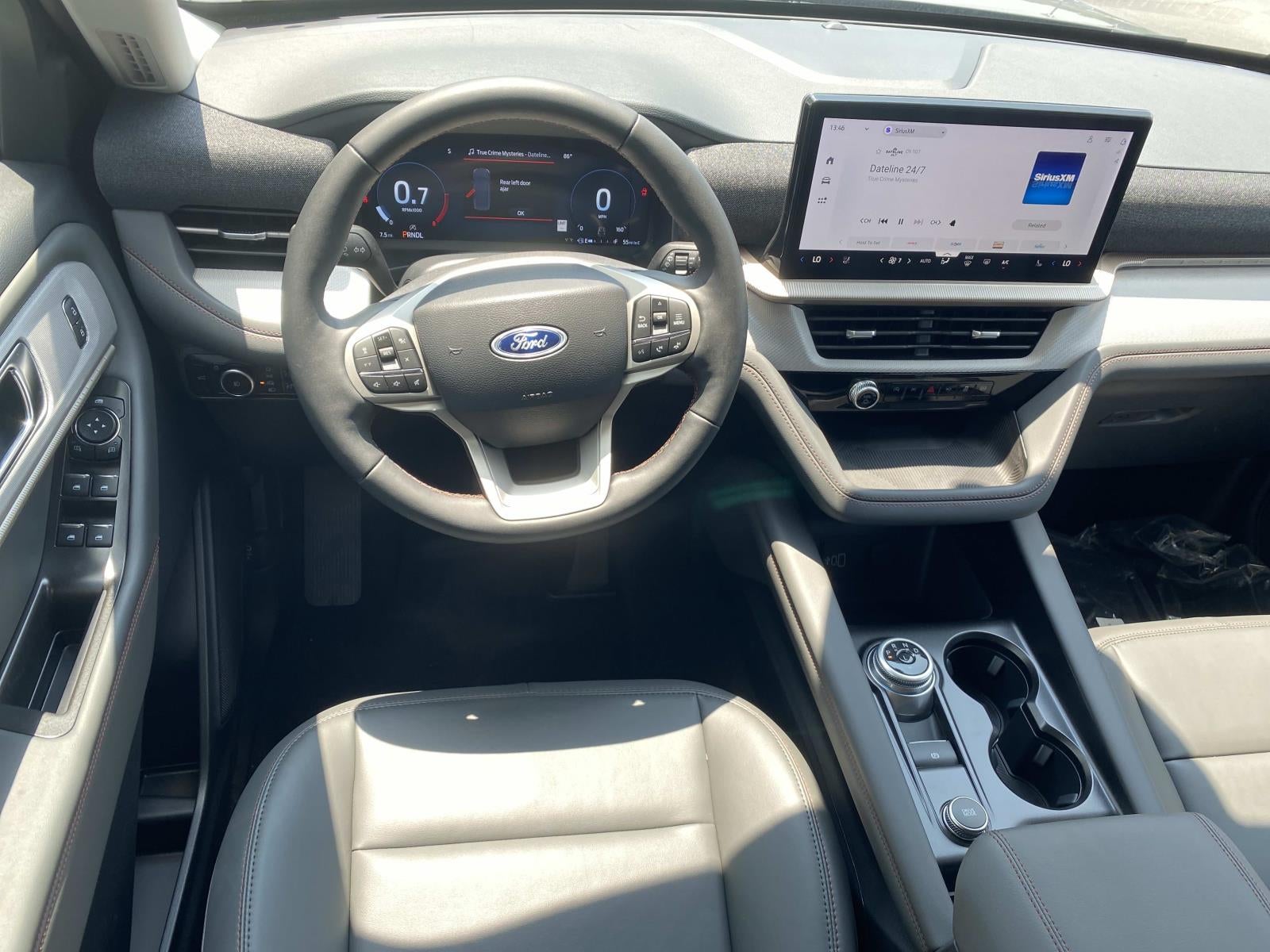 2026 Ford Explorer Active w/100A Pkg RWD