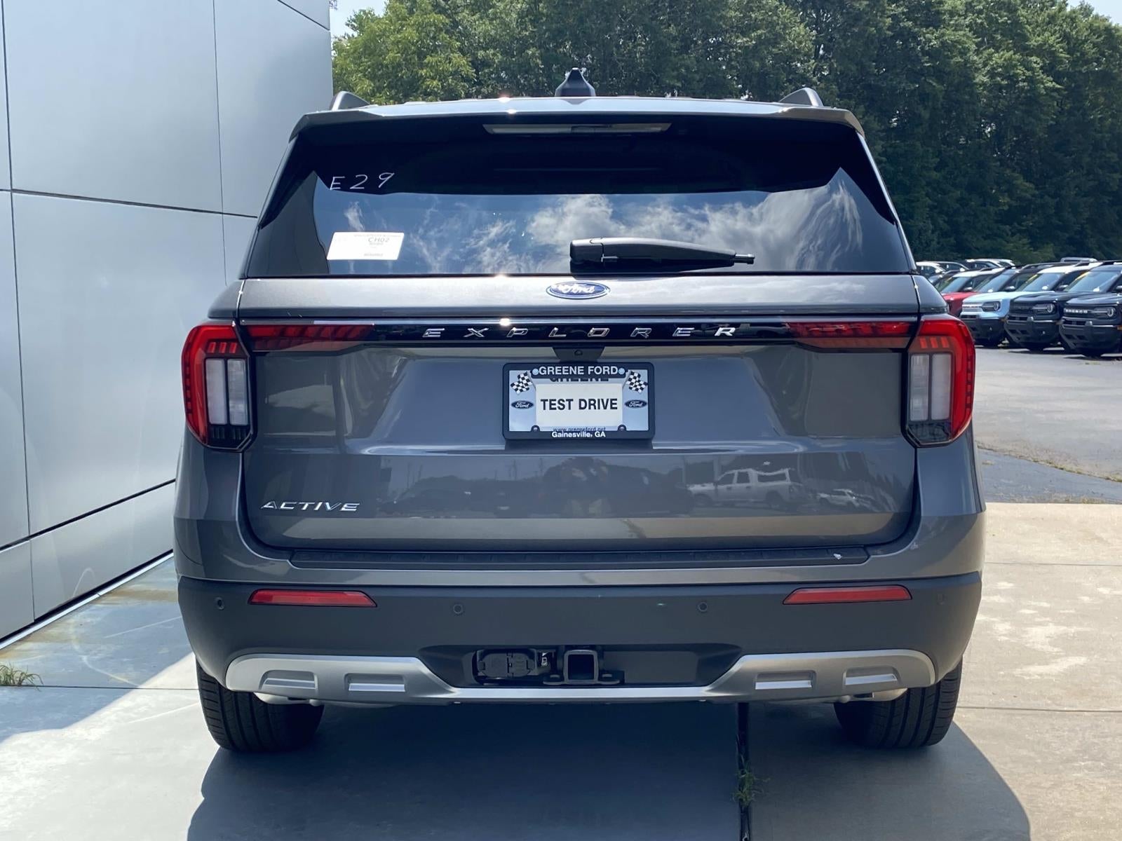 2026 Ford Explorer Active w/100A Pkg RWD