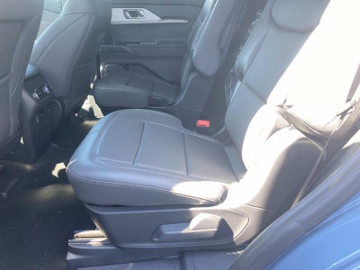 2027 Ford Explorer Active w/100A Pkg RWD