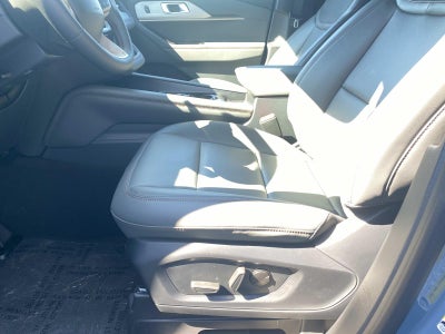 2027 Ford Explorer Active w/100A Pkg RWD