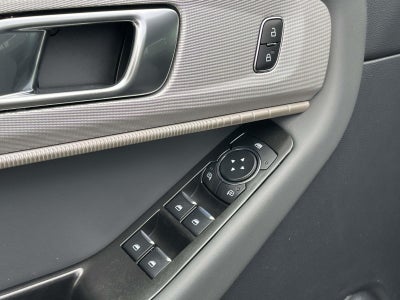 2026 Ford Explorer Active w/100A Pkg RWD