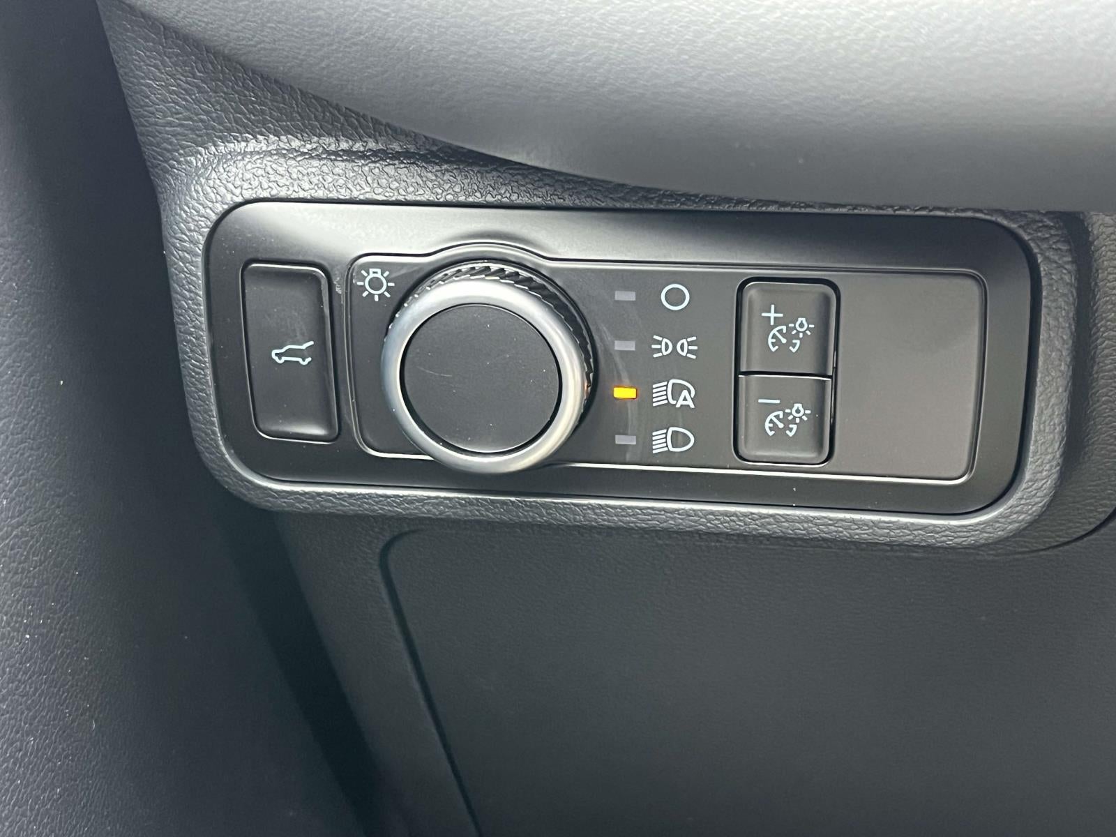 2026 Ford Explorer Active w/100A Pkg RWD