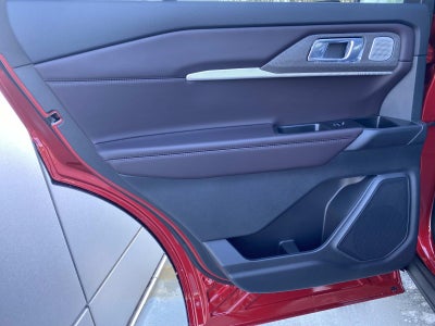 2026 Ford Explorer Platinum RWD