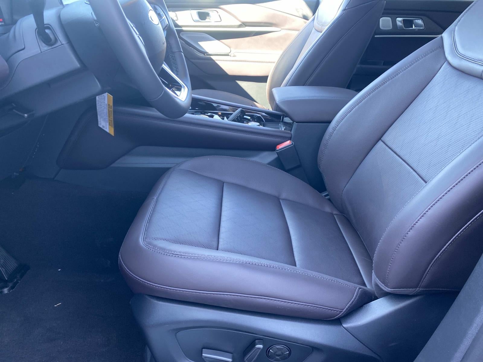 2026 Ford Explorer Platinum RWD