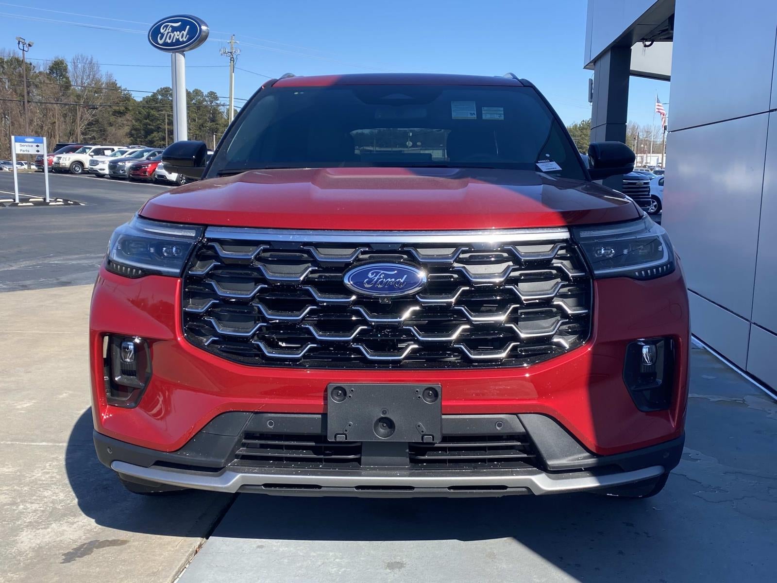 2026 Ford Explorer Platinum RWD