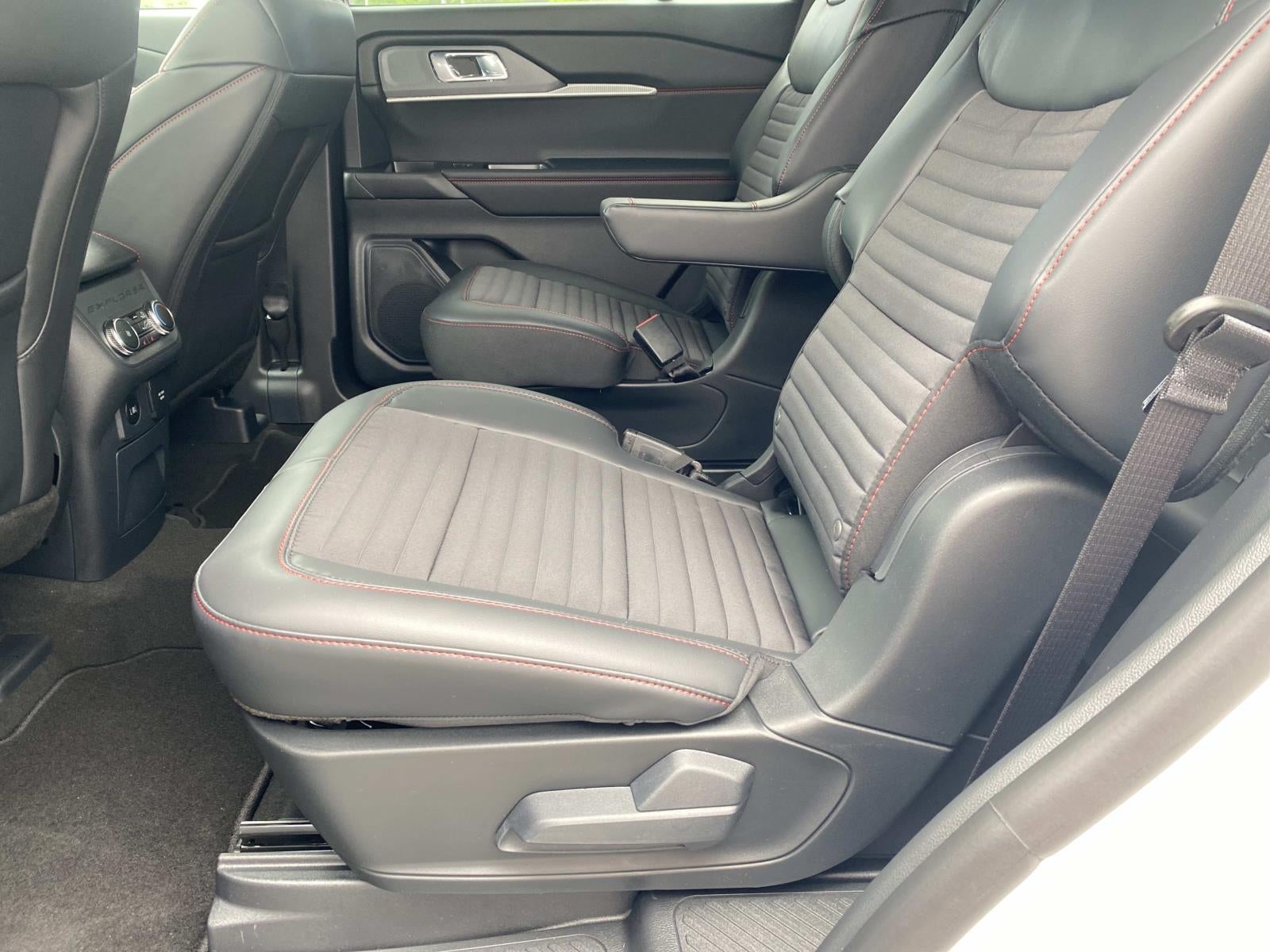 2026 Ford Explorer ST-Line RWD