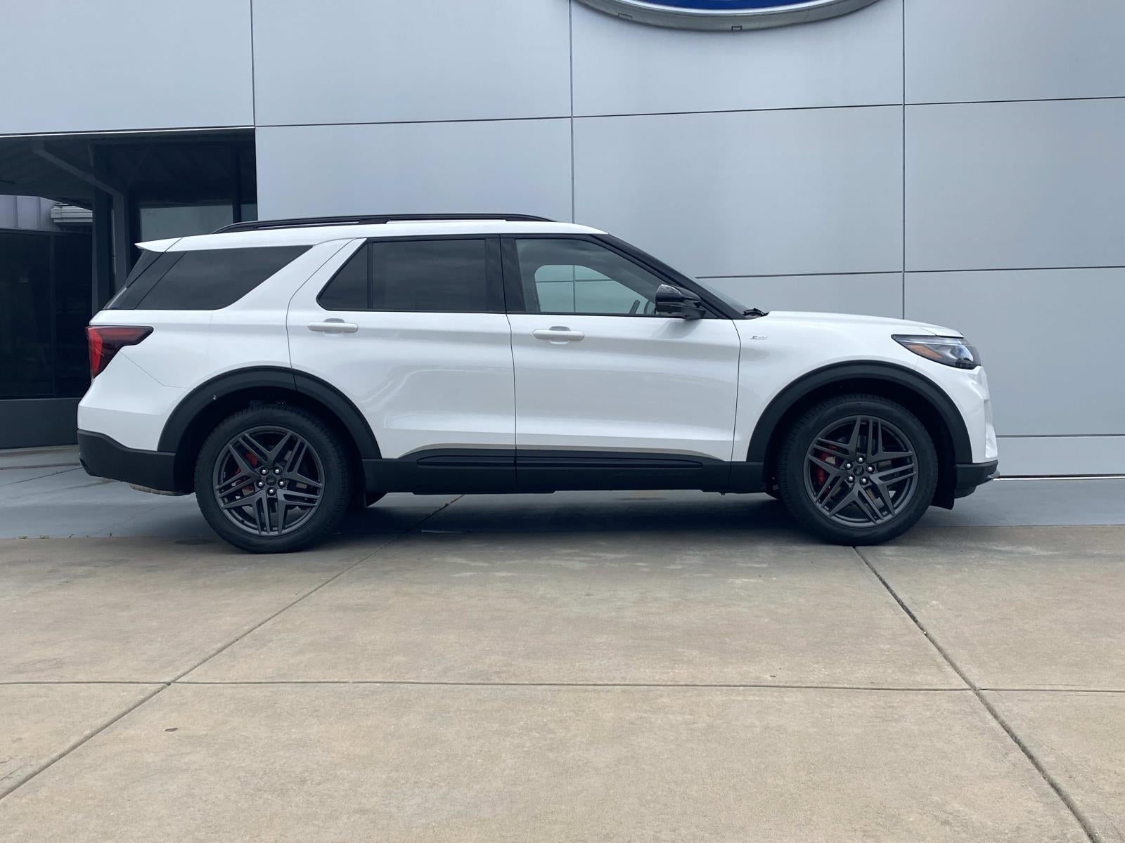 2026 Ford Explorer ST-Line RWD