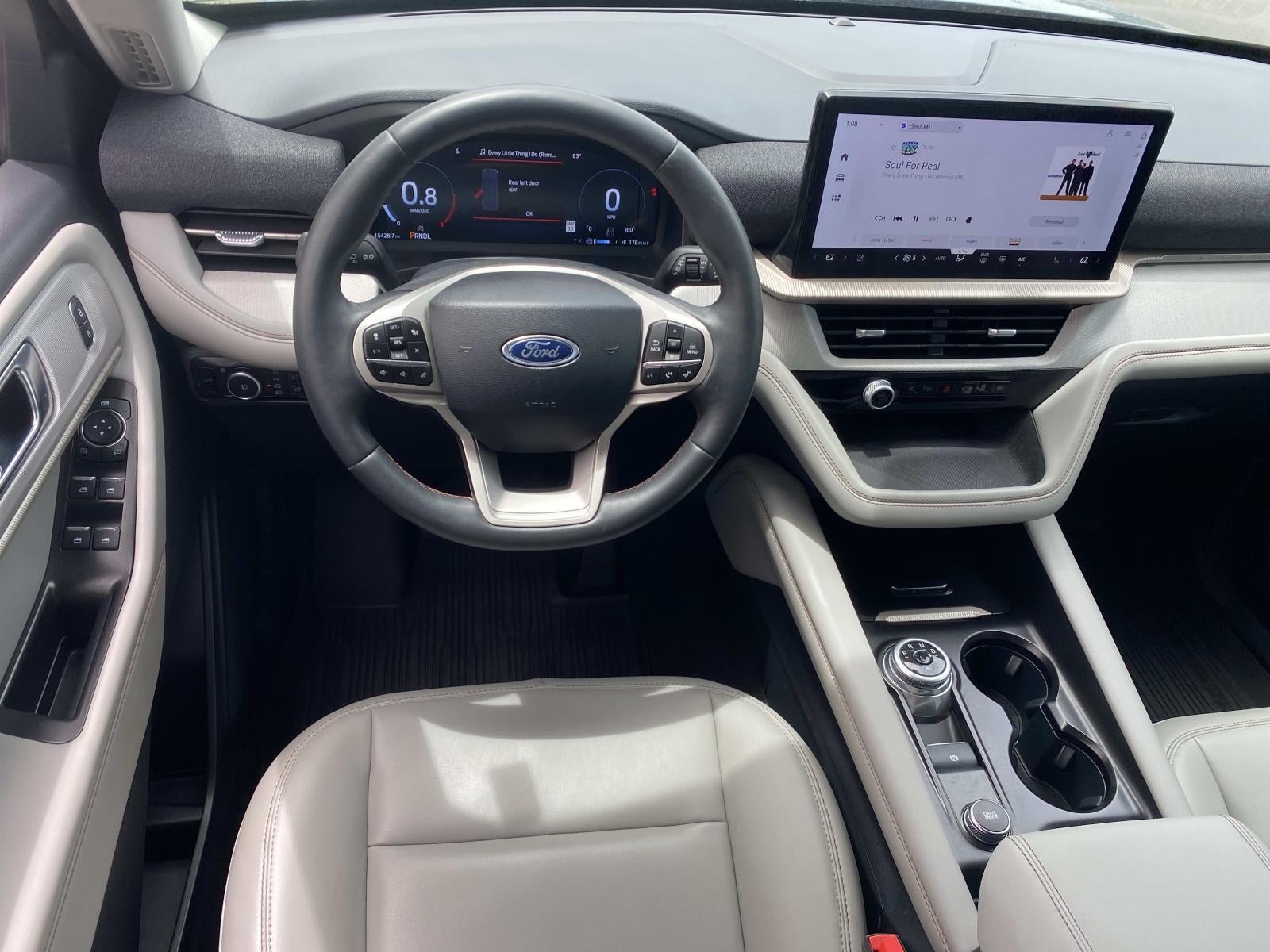 2025 Ford Explorer Active 4WD