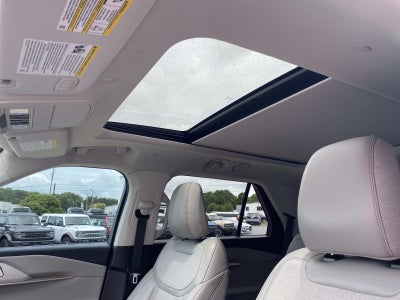 2025 Ford Explorer Active 4WD