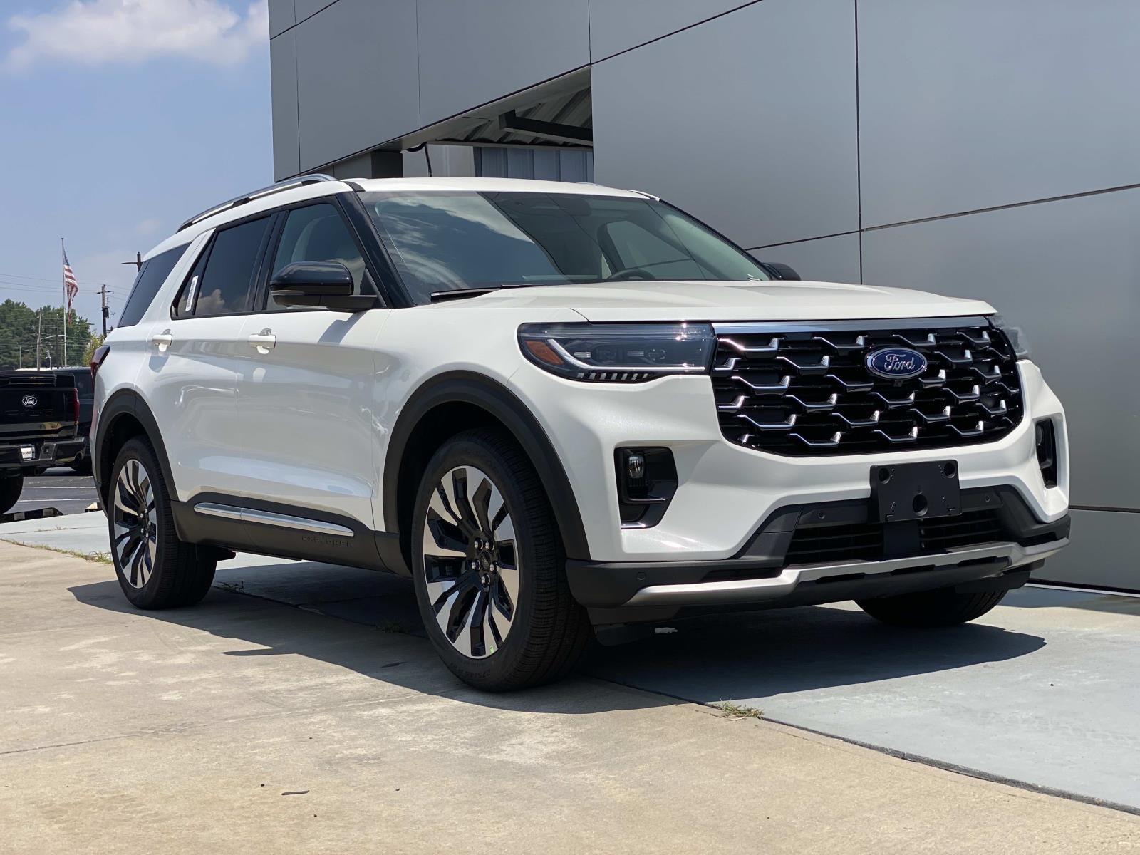 2026 Ford Explorer Platinum 4WD