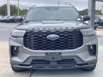 2025 Ford Explorer ST-Line 4WD