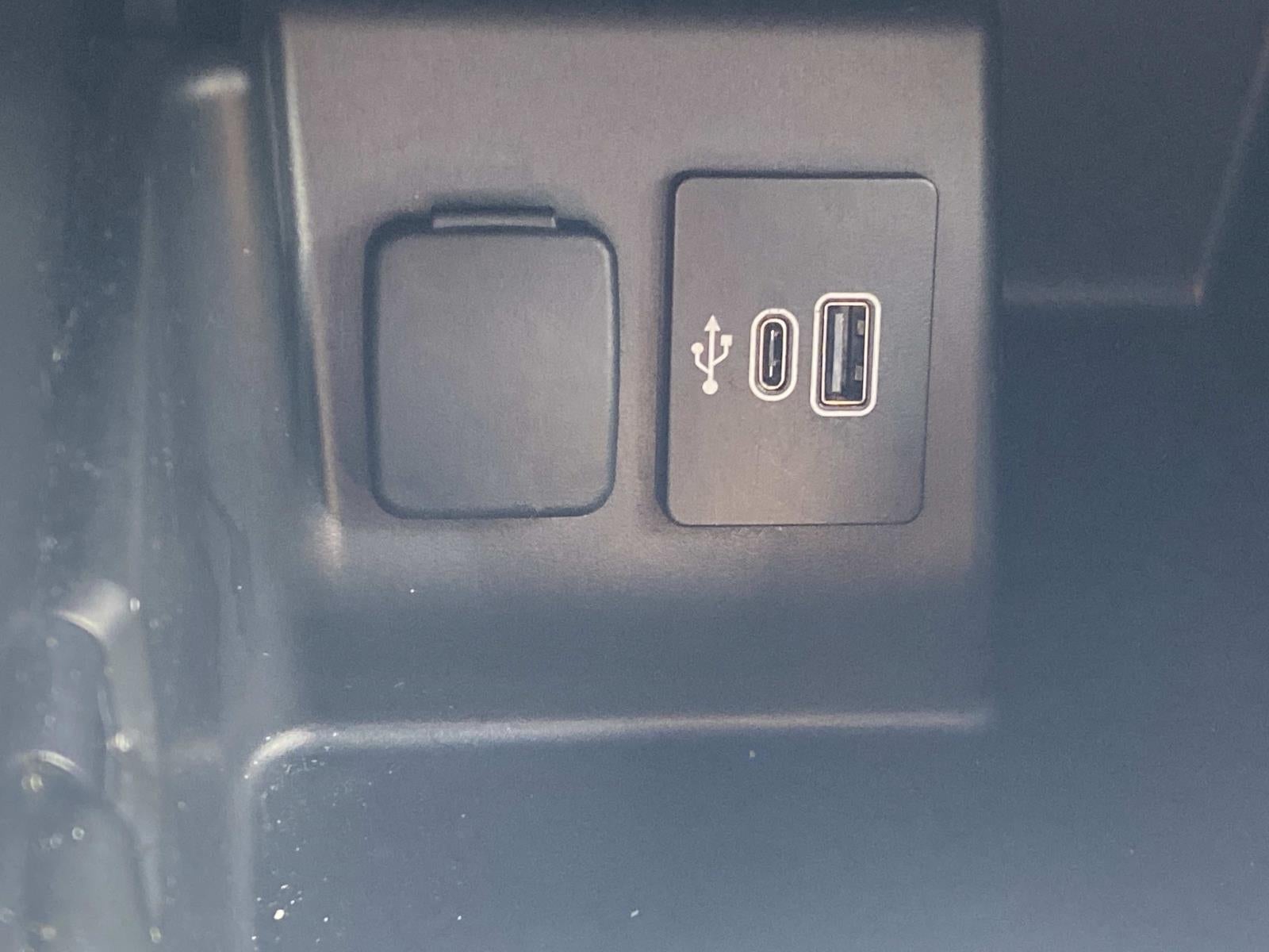 2025 Ford Explorer ST-Line 4WD