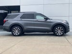 2025 Ford Explorer ST-Line 4WD