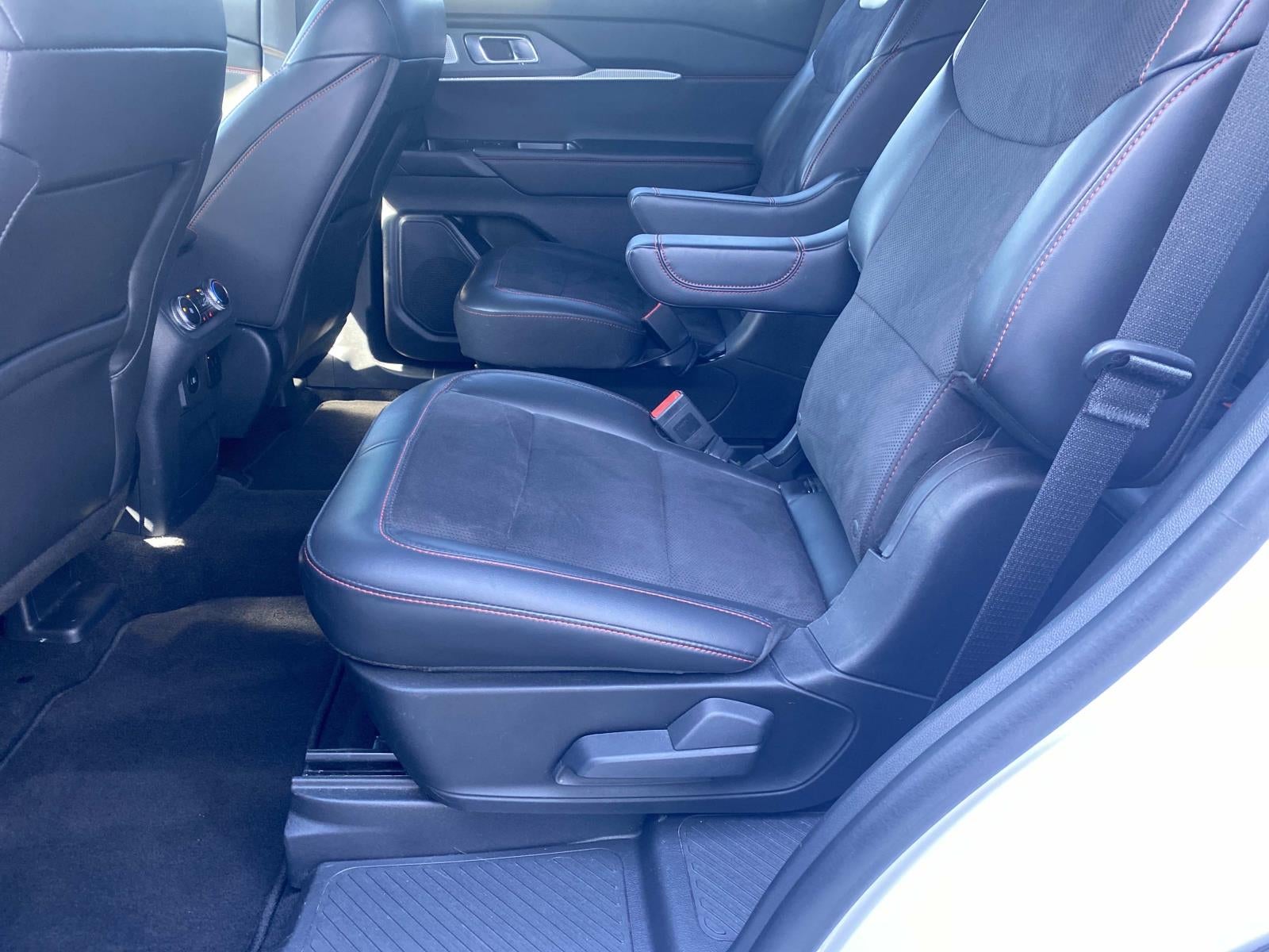 2025 Ford Explorer ST 4WD