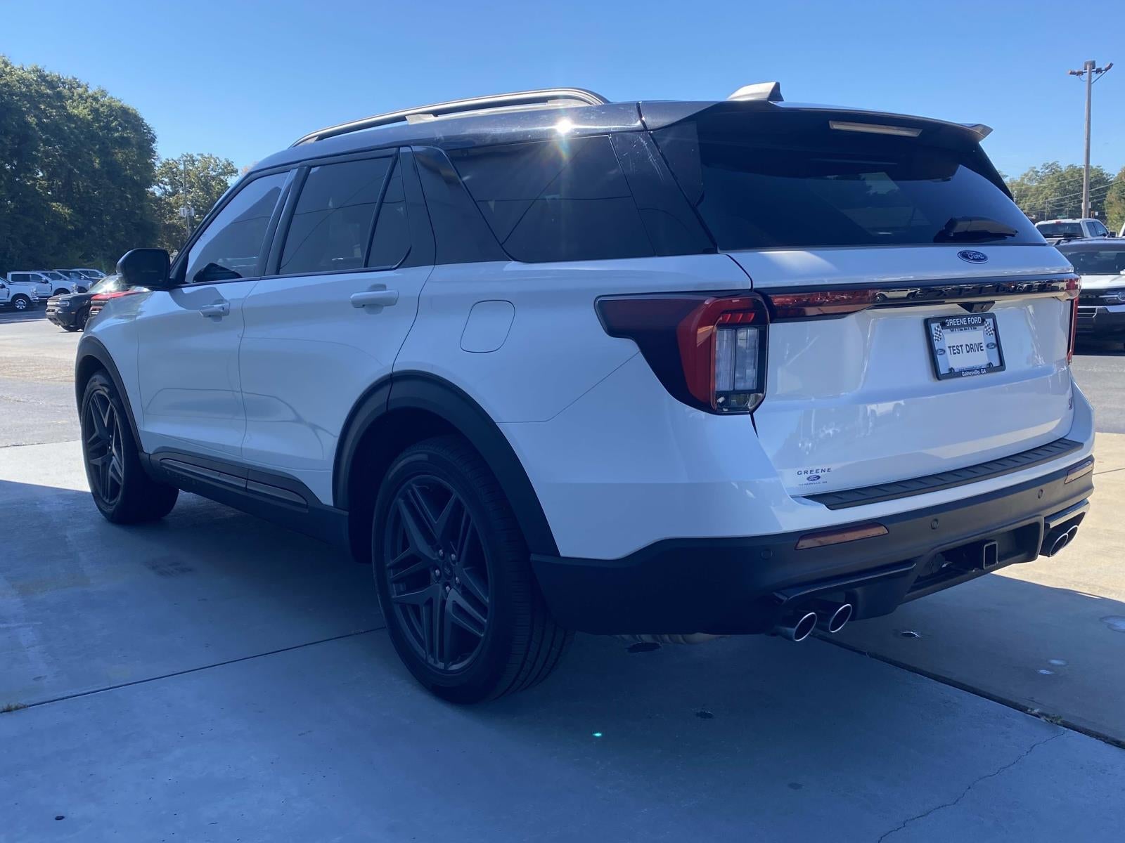 2025 Ford Explorer ST 4WD