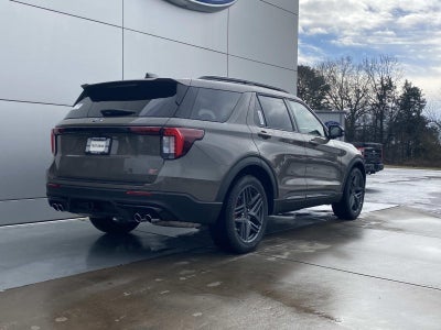 2026 Ford Explorer ST 4WD