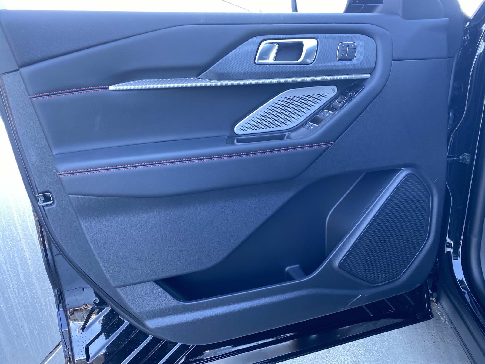 2026 Ford Explorer ST 4WD