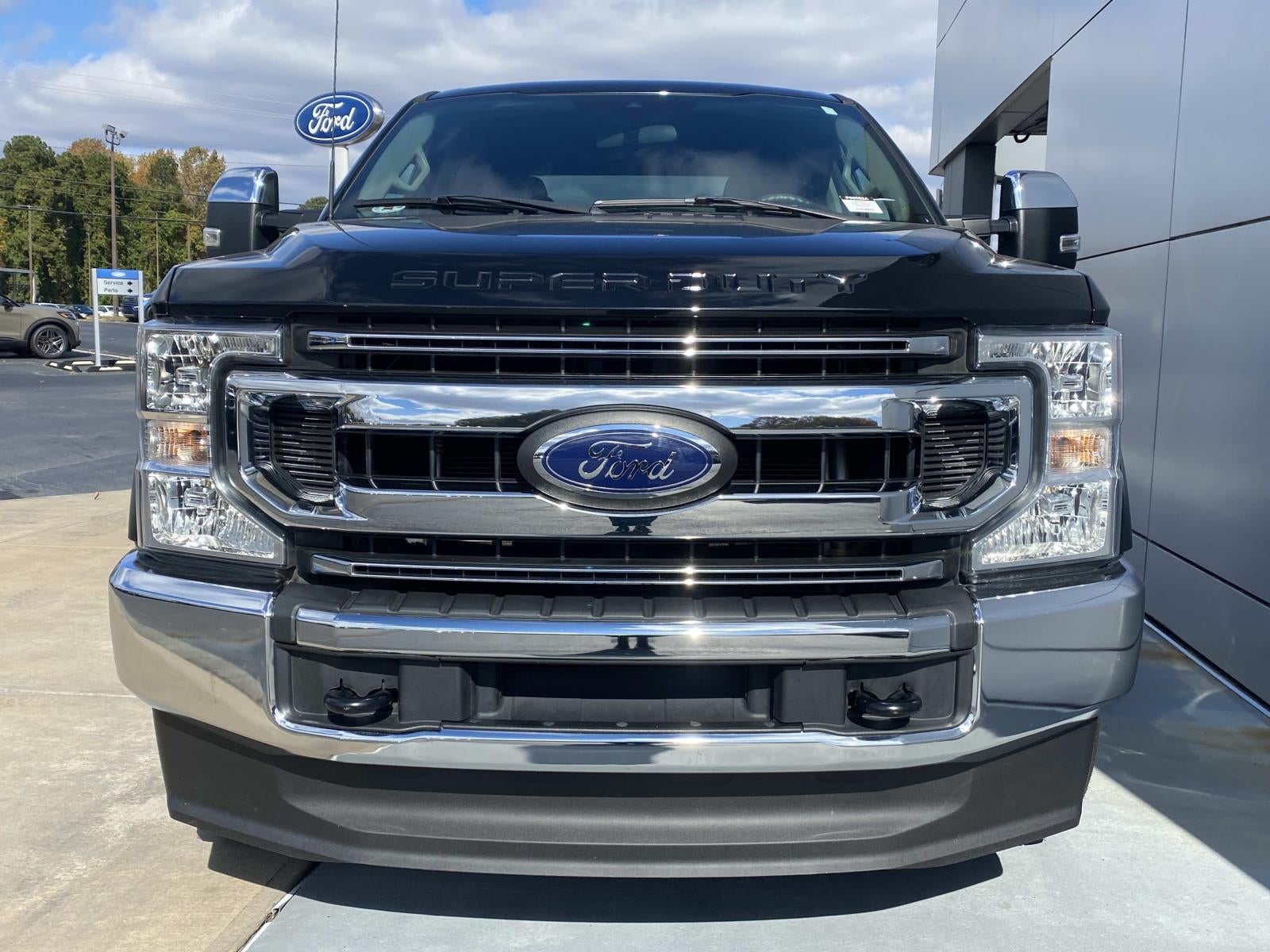 2022 Ford Super Duty F-250 SRW XLT 4WD Crew Cab 6.75' Box