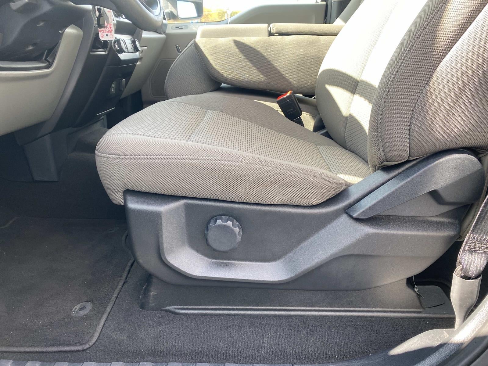 2022 Ford Super Duty F-250 SRW XLT 4WD Crew Cab 6.75' Box