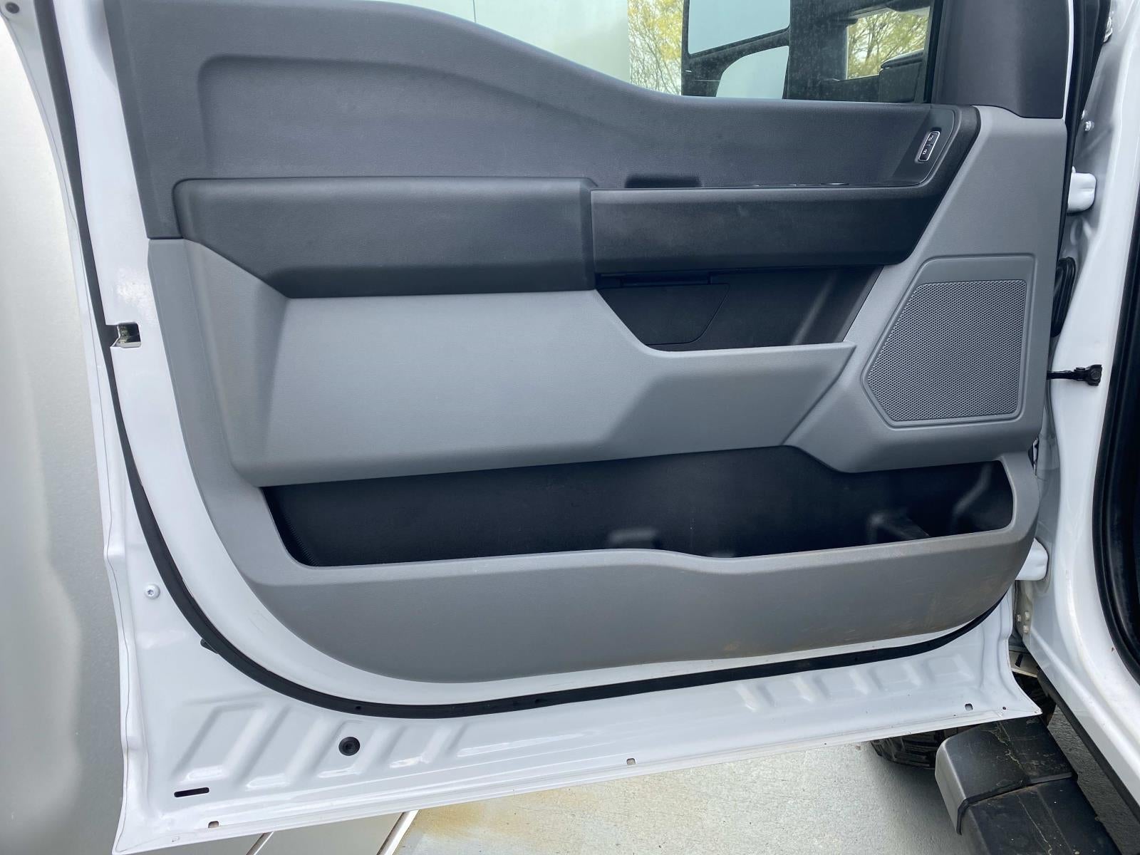 2024 Ford Super Duty F-250 SRW XL 4WD Crew Cab 6.75' Box