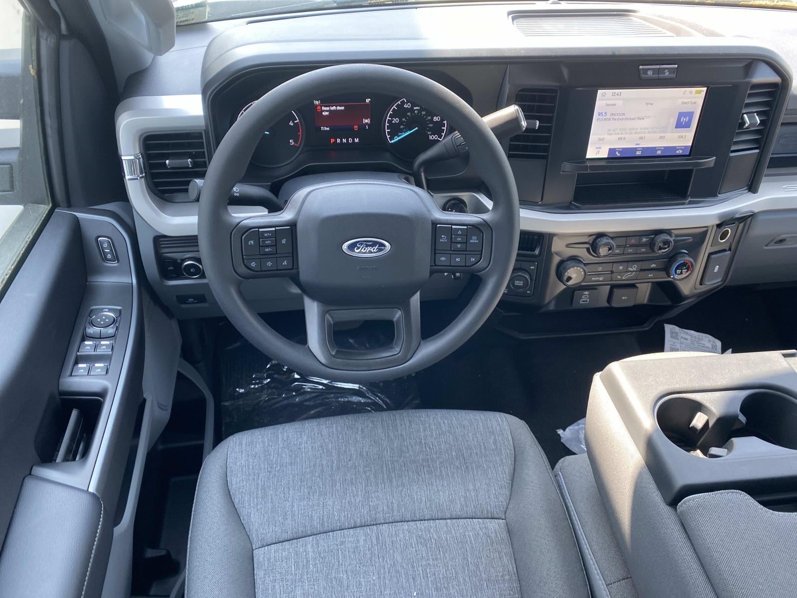 2026 Ford Super Duty F-250 SRW Base