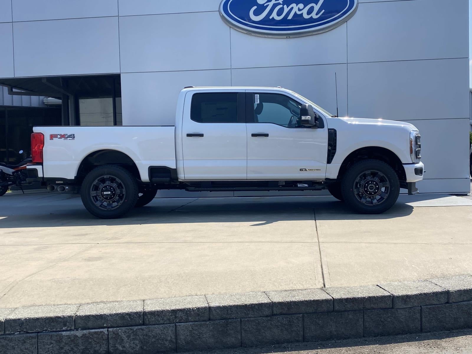 2026 Ford Super Duty F-250 SRW Base