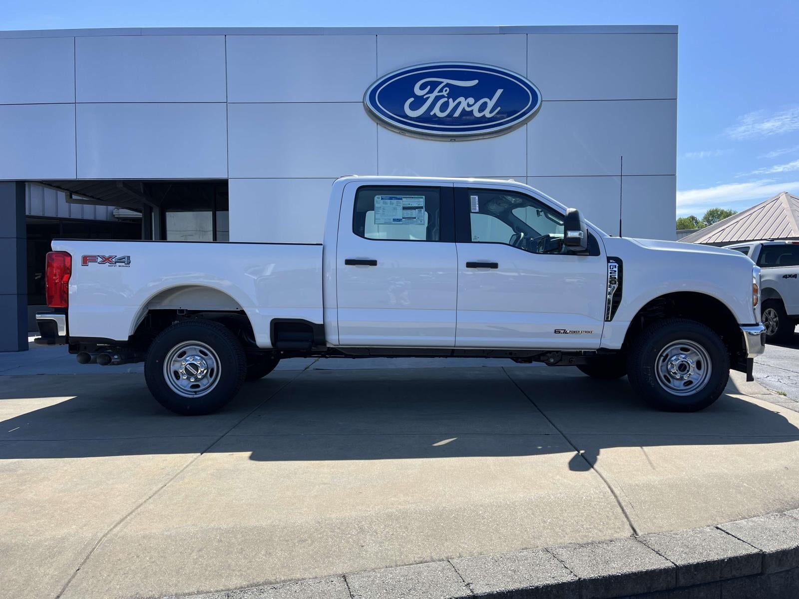 2026 Ford Super Duty F-250 SRW Base