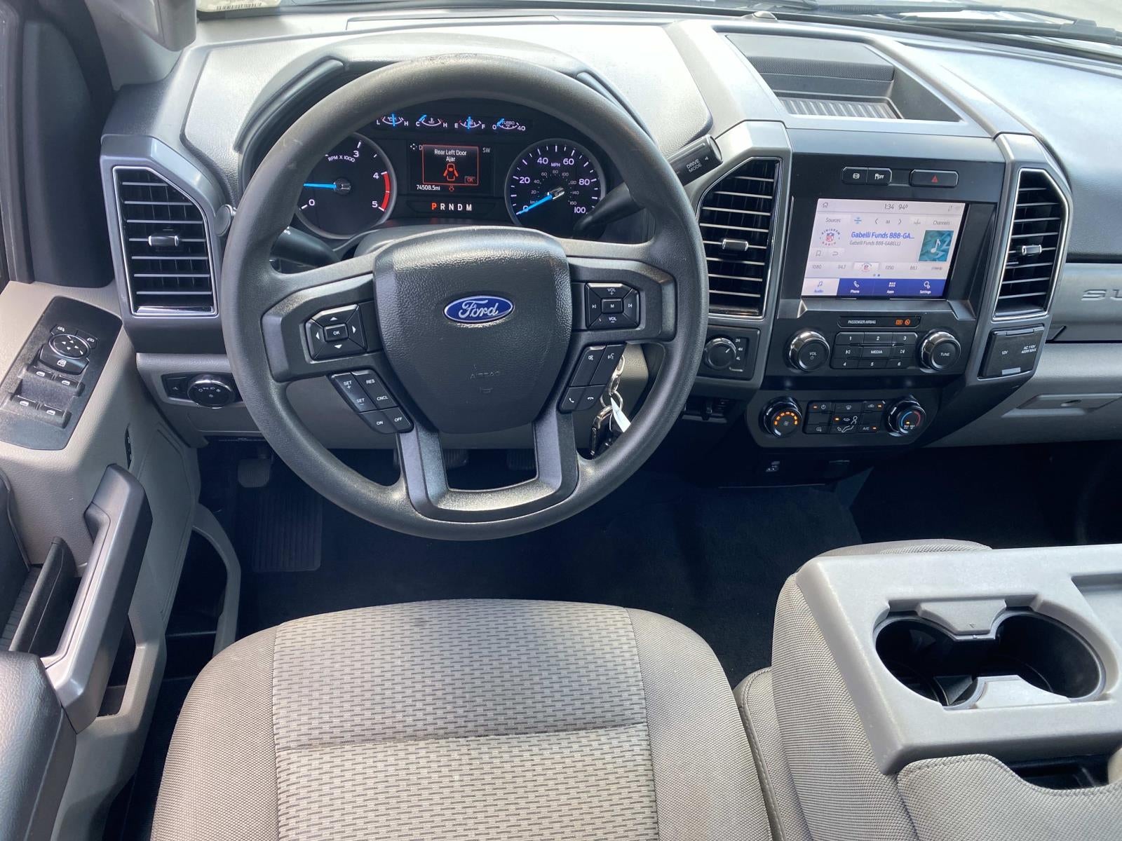 2022 Ford Super Duty F-250 SRW XLT 4WD Crew Cab 6.75' Box