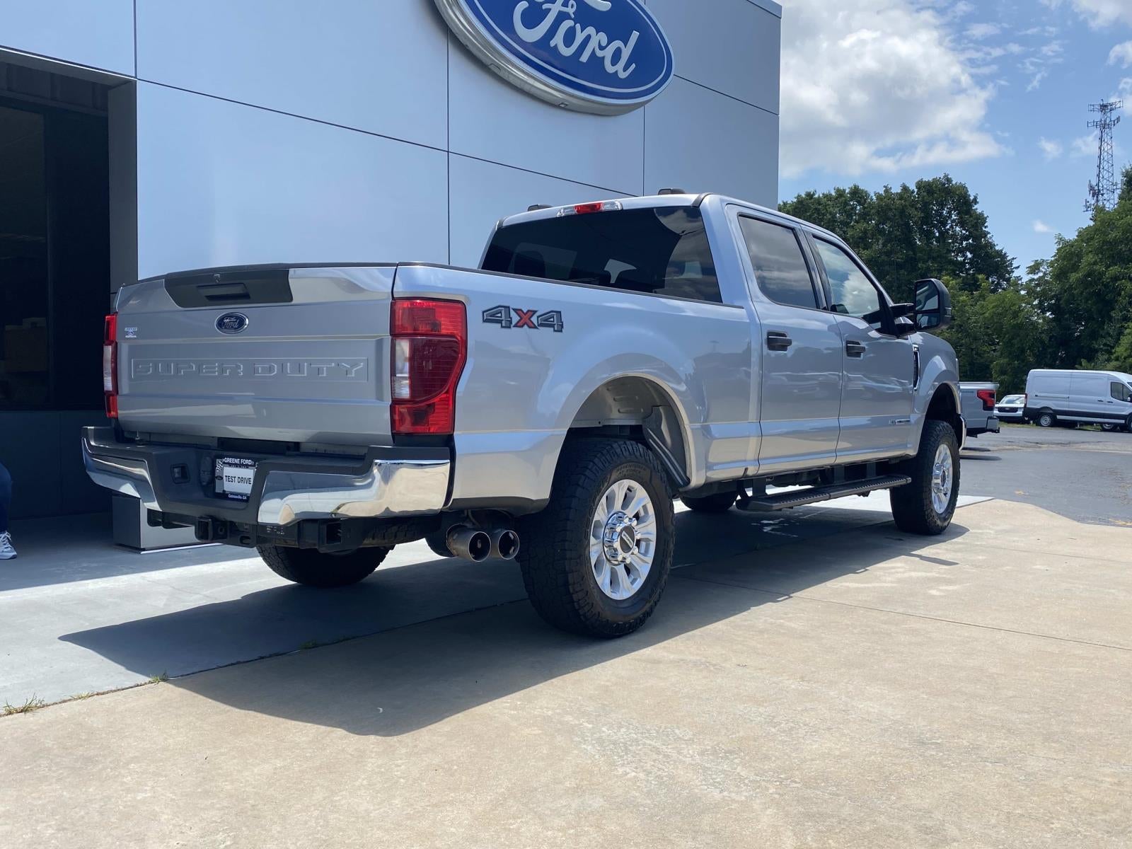 2022 Ford Super Duty F-250 SRW XLT 4WD Crew Cab 6.75' Box