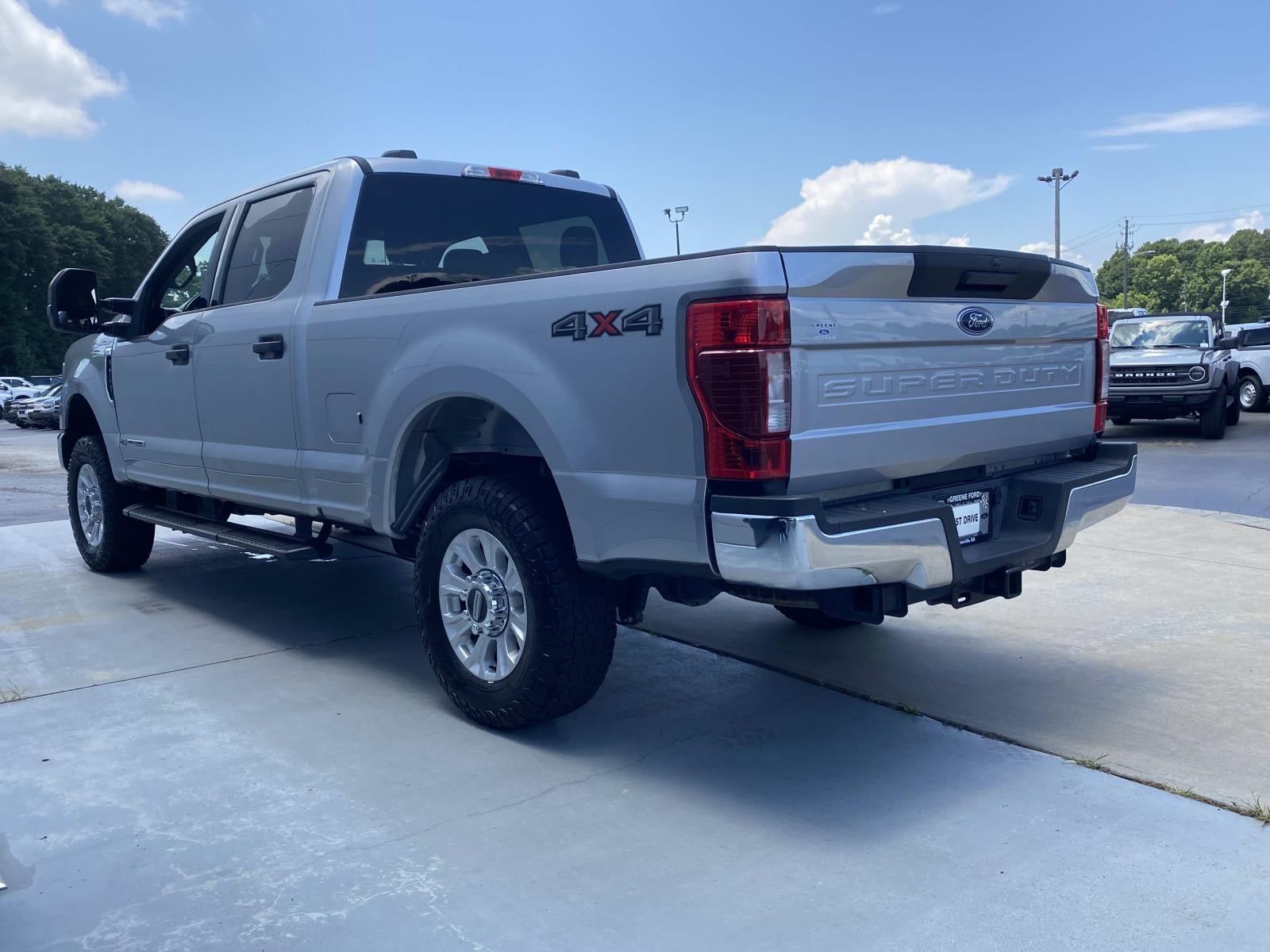 2022 Ford Super Duty F-250 SRW XLT 4WD Crew Cab 6.75' Box