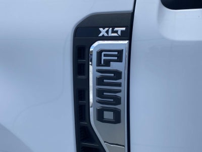 2025 Ford Super Duty F-250 SRW XLT 4WD Crew Cab 6.75' Box