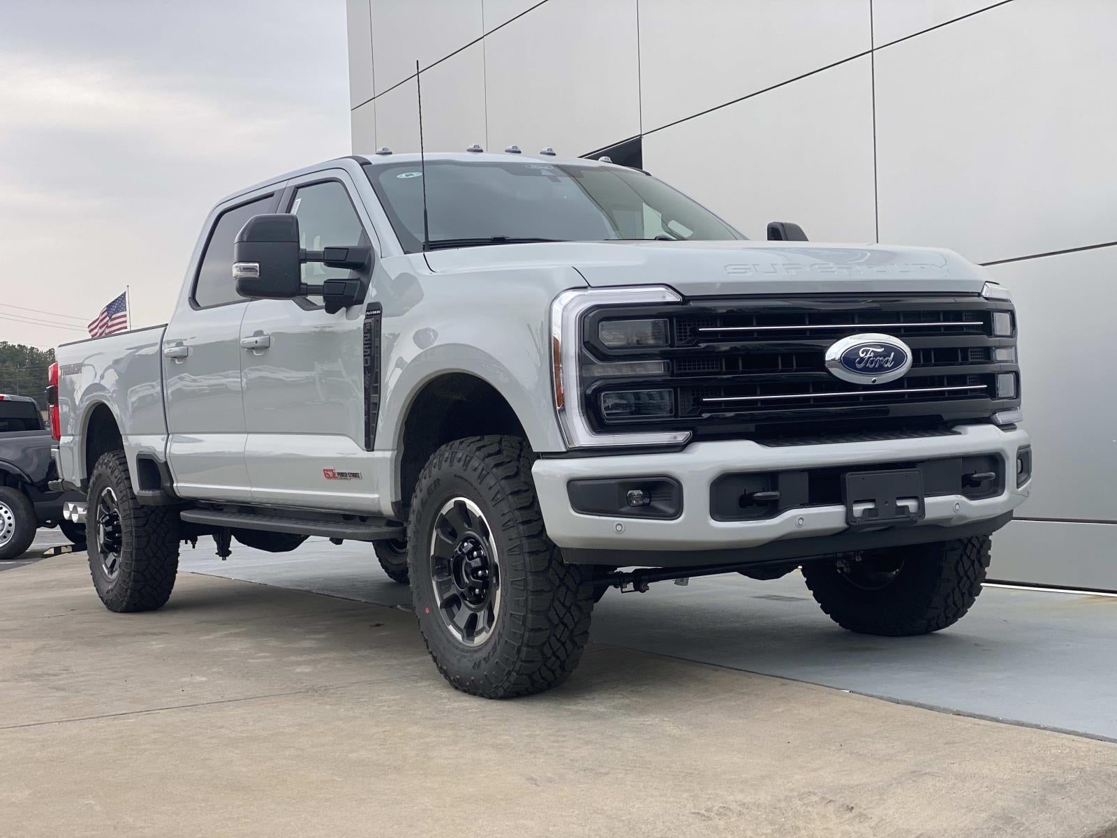 2026 Ford Super Duty F-250 SRW Platinum